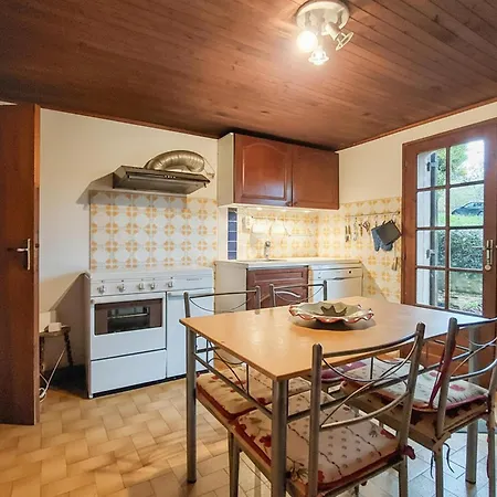 Prázdninový dům 2 Bedroom Gorgeous In Pays De Belvès