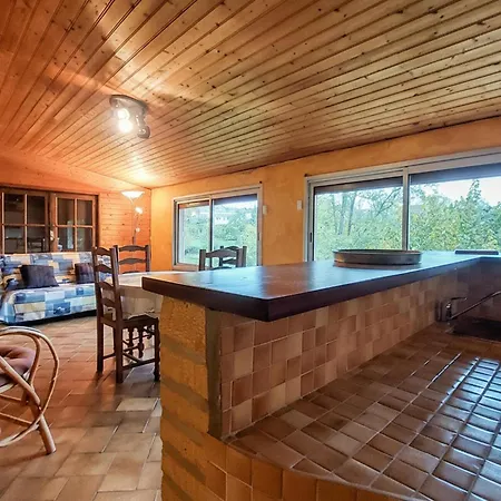 Casa vacanze 2 Bedroom Gorgeous In Pays De Belvès