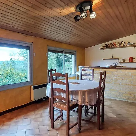 2 Bedroom Gorgeous In Pays De Belvès