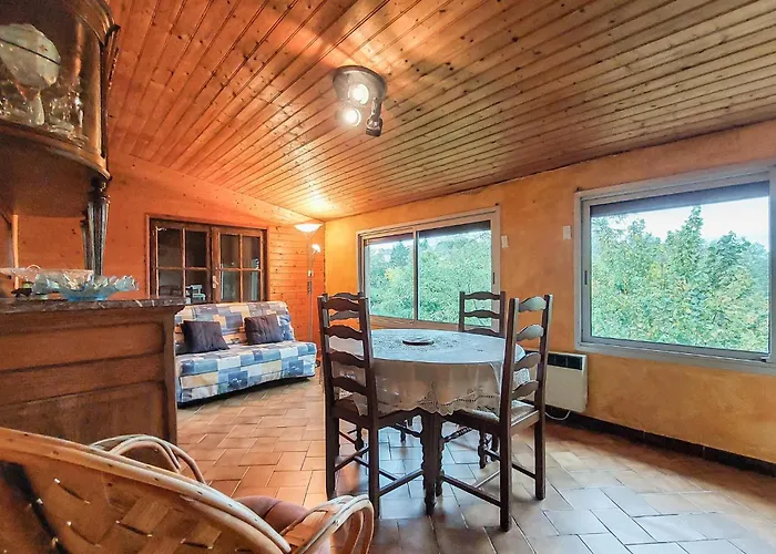 2 Bedroom Amazing In Pays De Σπίτι διακοπών *